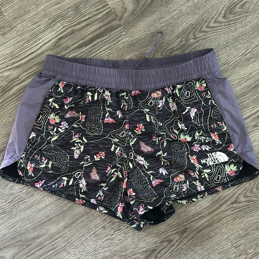 Northface athletic shorts medium
